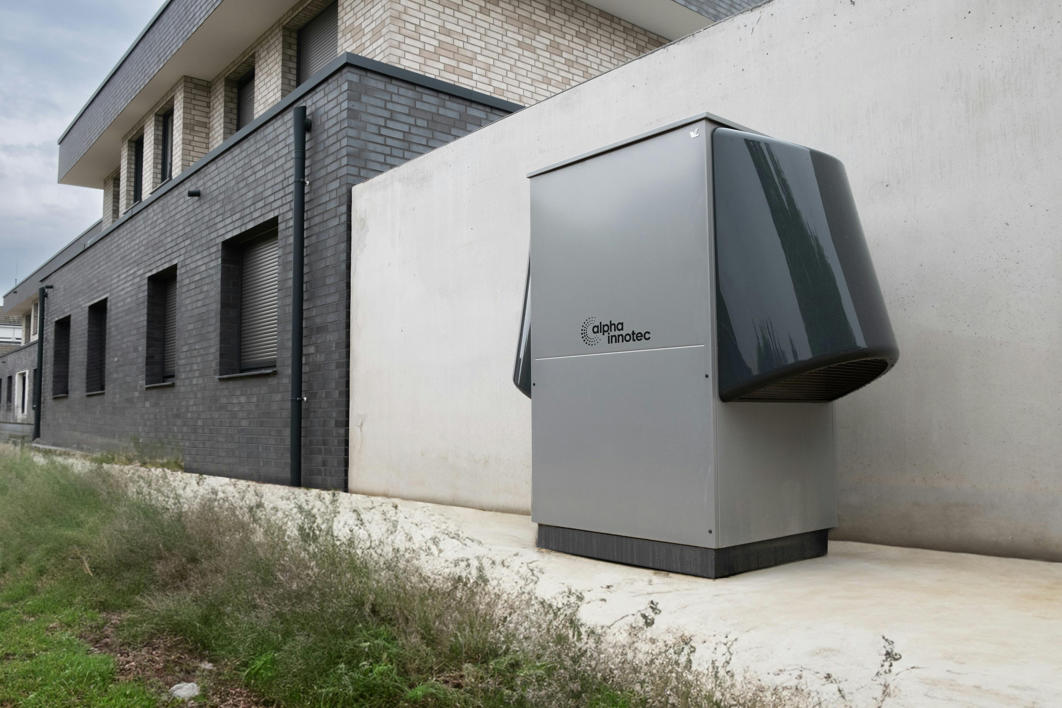 Commercial battery energy storage Sheffield